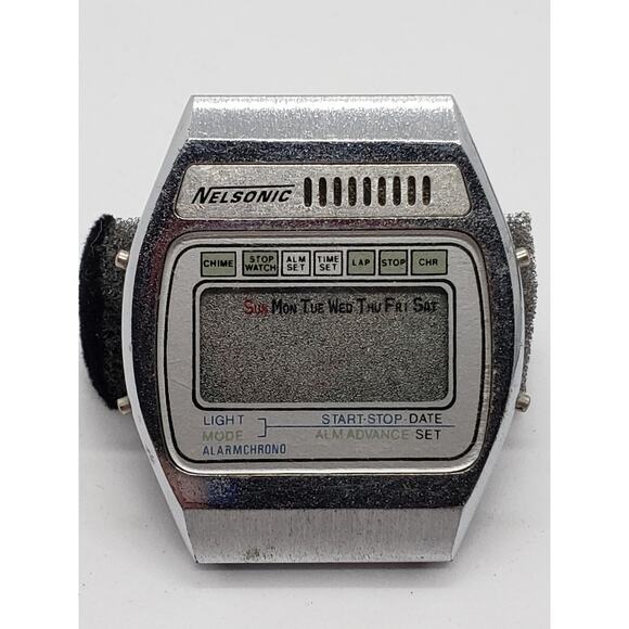Men's Digital Nelsonic watch face, no band.